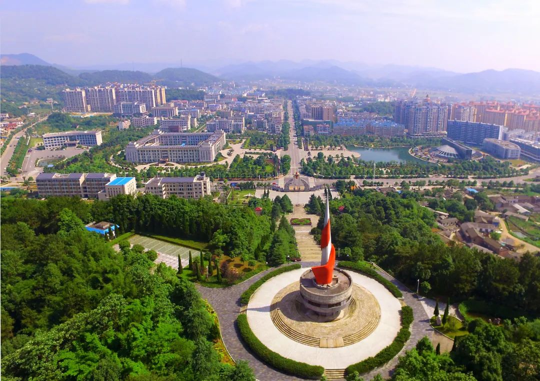 韶山烈士陵園(圖1) 韶山烈士陵園(圖1)